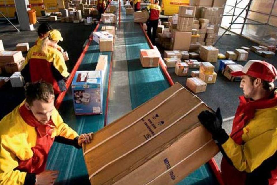 A DHL Suply Chain anuncia vagas até por carro de som