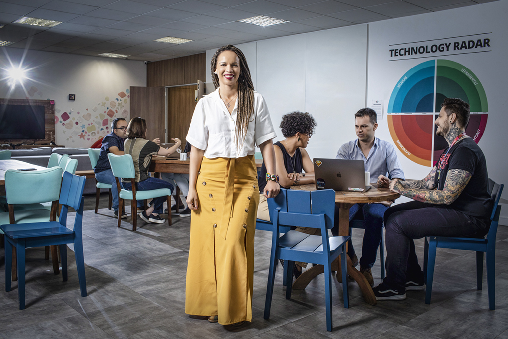 “Manda quem pode, obedece quem tem juízo”. Não nestas empresas