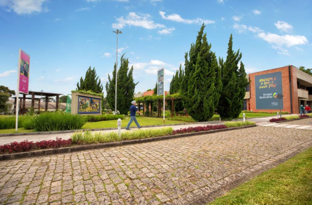 Grupo Boticário abre 30 vagas de emprego para pessoas com deficiência