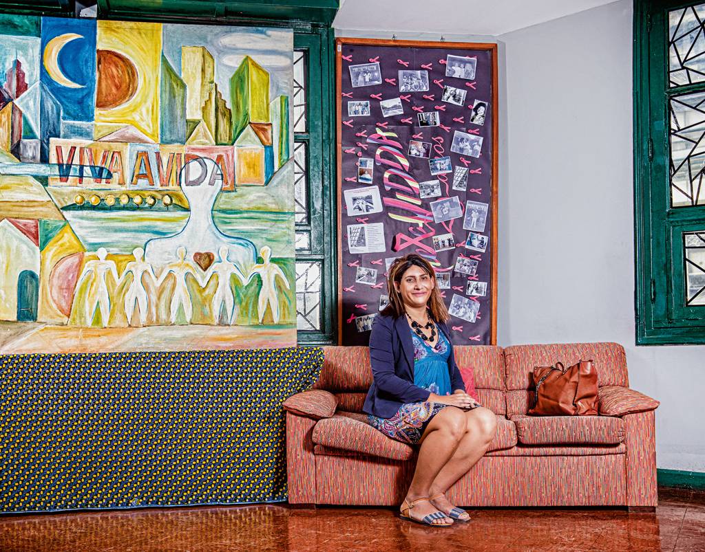 Conheça Maria Eduarda Aguiar, a primeira trans da OAB carioca