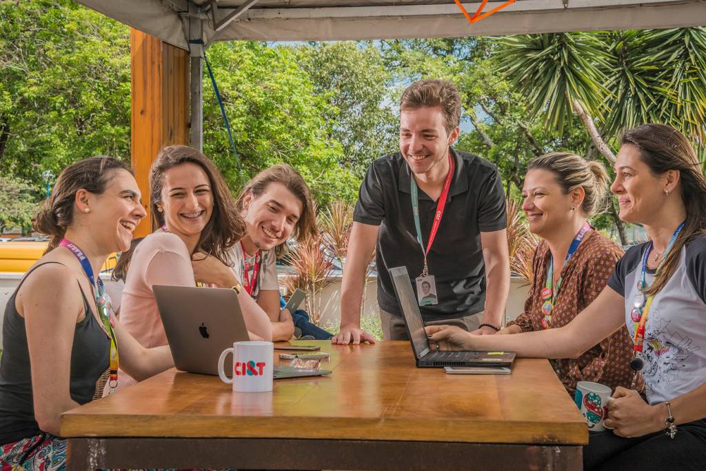 Multinacional recruta para 200 vagas nível técnico e superior até dia 30