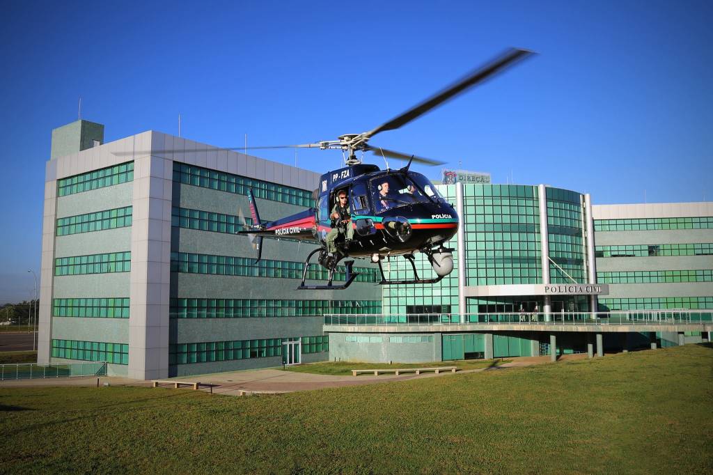 Sai edital de concurso público com 1,8 mil vagas e salários de R$ 8,6 mil