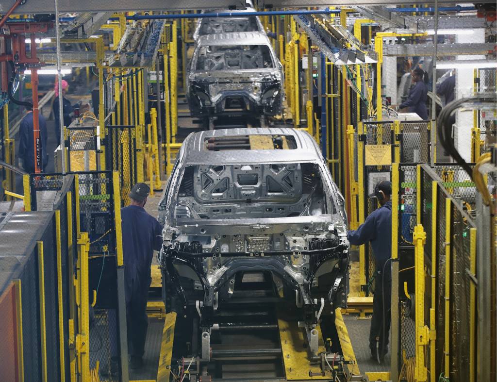 Ford fecha fábricas e marca o fim de uma história de um século no Brasil