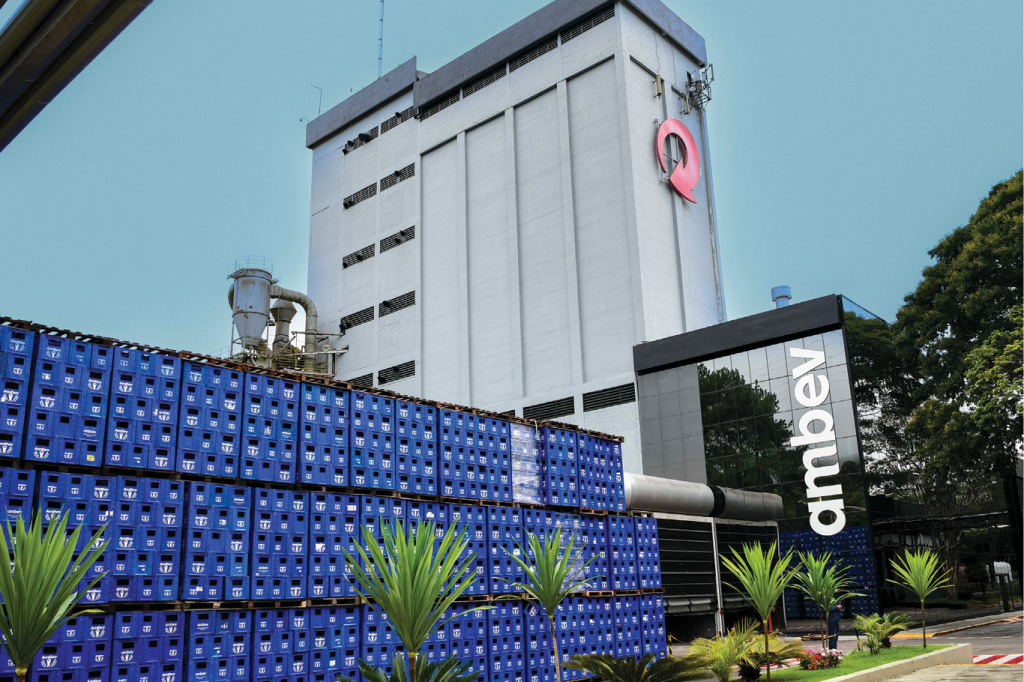 Vale a pena comprar ações da Ambev (ABEV3)?