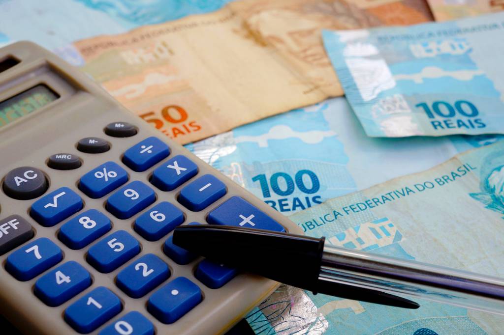 Taxa média de juros fica em 31,4% ao ano em julho