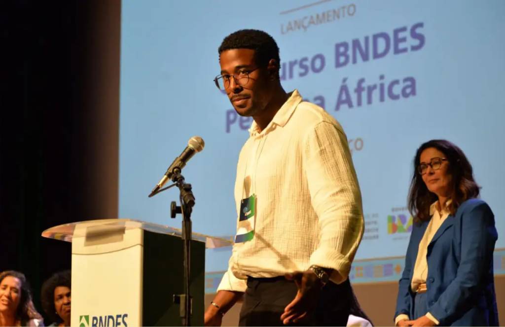 Arquiteto negro 1º colocado geral no BNDES defende cota em concursos