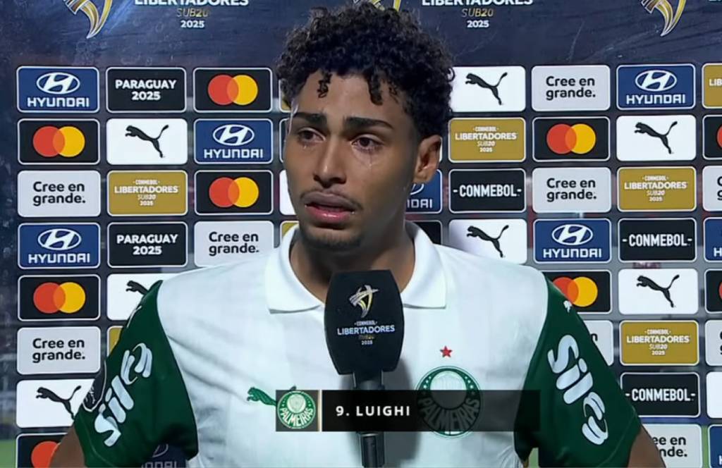 Não é só no futebol: racismo veste terno e gravata todos os dias