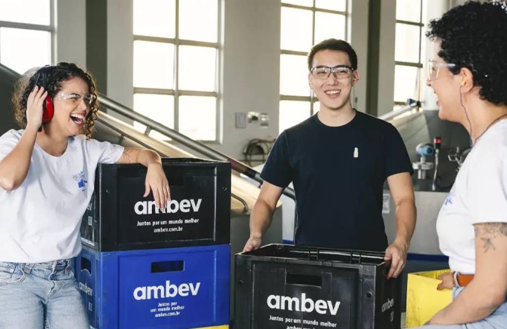 Programa de trainee da Ambev tem salário de R$ 9 mil